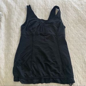 Black lululemon workout tank 6